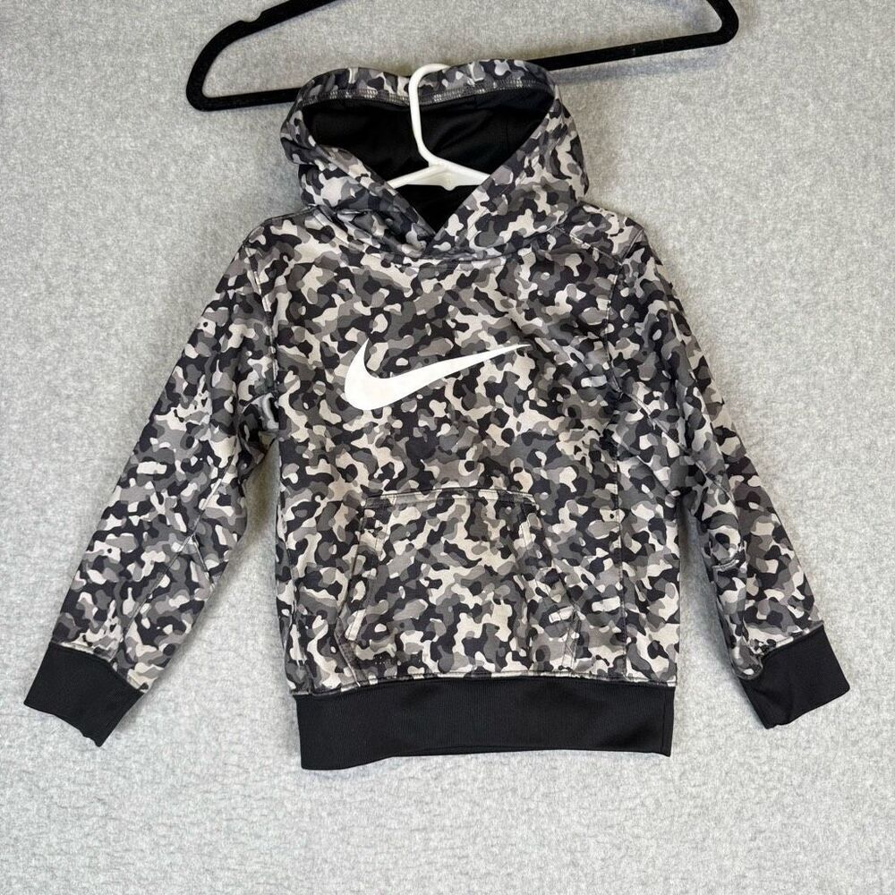 Nike toddler Size 4 Therma-Fit Digital Camo Print Pullover Hoodie Sweatshirt